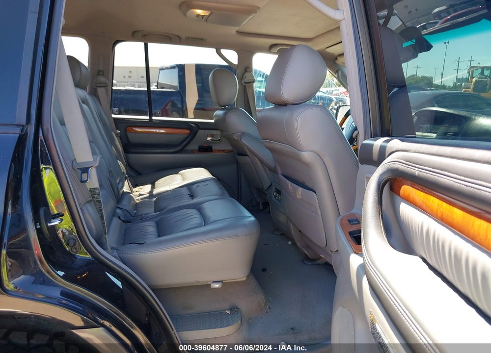 2006 LEXUS LX 470 VIN: JTJHT00WX64009558