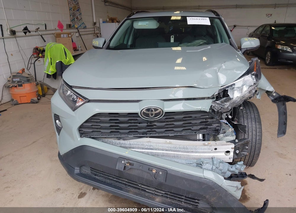 2019 TOYOTA RAV4 XLE VIN: 2T3P1RFV3KW057651