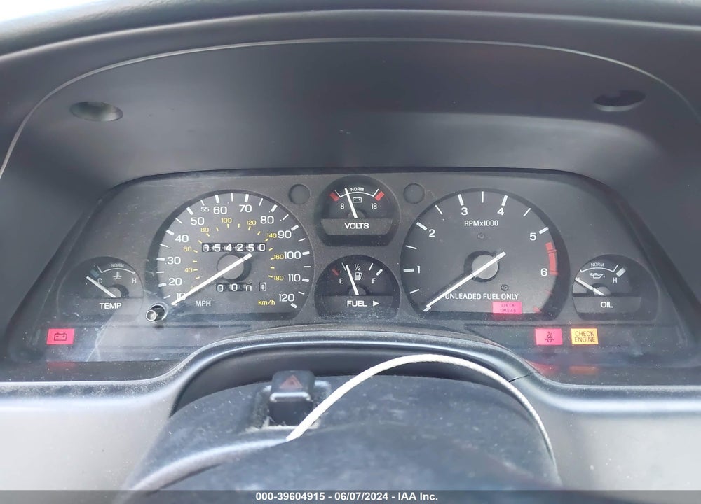 1996 FORD THUNDERBIRD LX VIN: 1FALP62W9TH141495