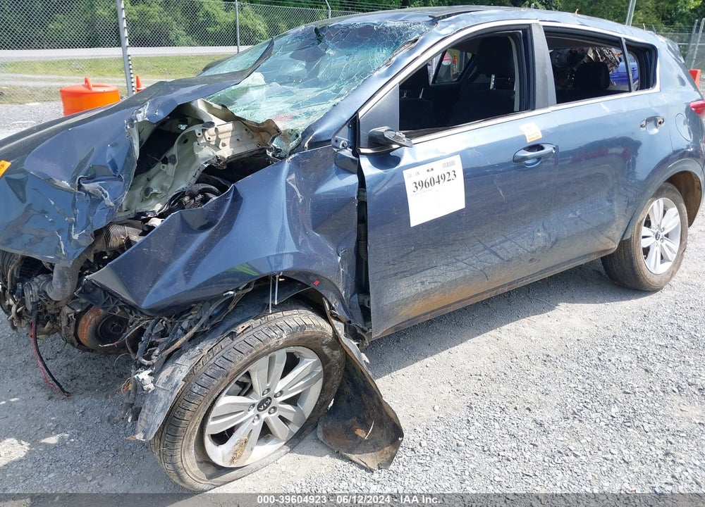 2018 KIA SPORTAGE LX VIN: KNDPM3AC9J7424119