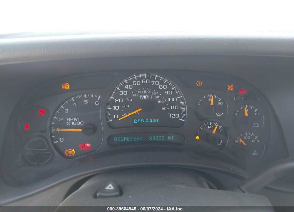 2005 CHEVROLET SUBURBAN 1500 LS VIN: 3GNEC16ZX5G276222