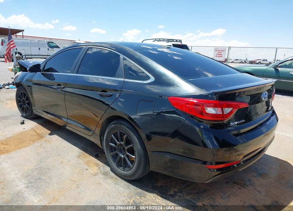 2015 HYUNDAI SONATA ECO VIN: 5NPE24AA5FH116028