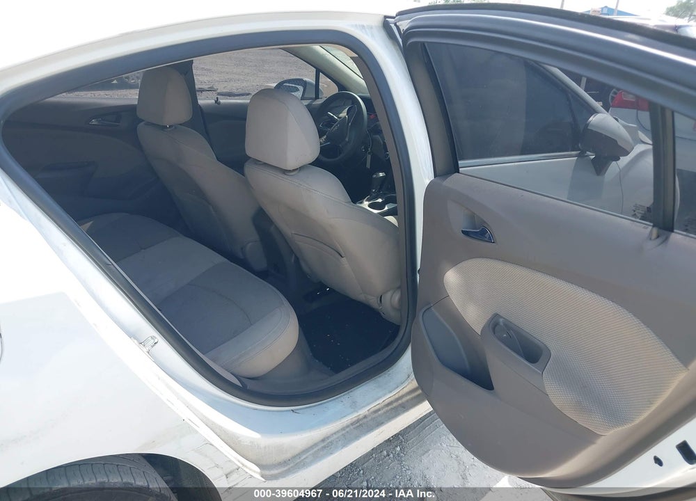 2017 CHEVROLET CRUZE LT AUTO VIN: 1G1BE5SM2H7107554