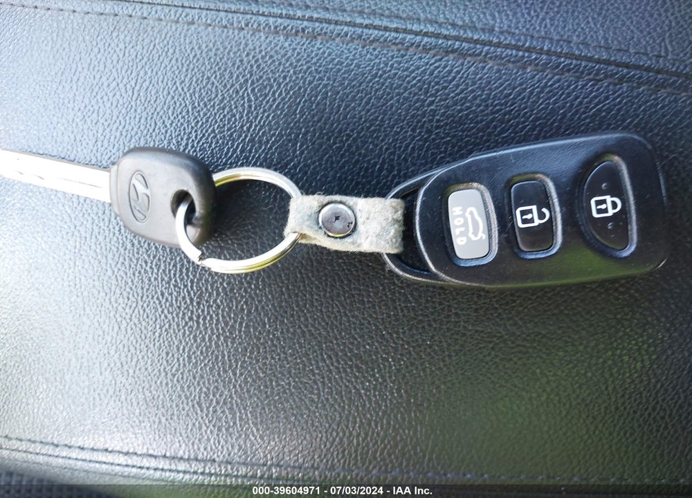 2011 HYUNDAI SONATA GLS VIN: 5NPEB4AC7BH034684