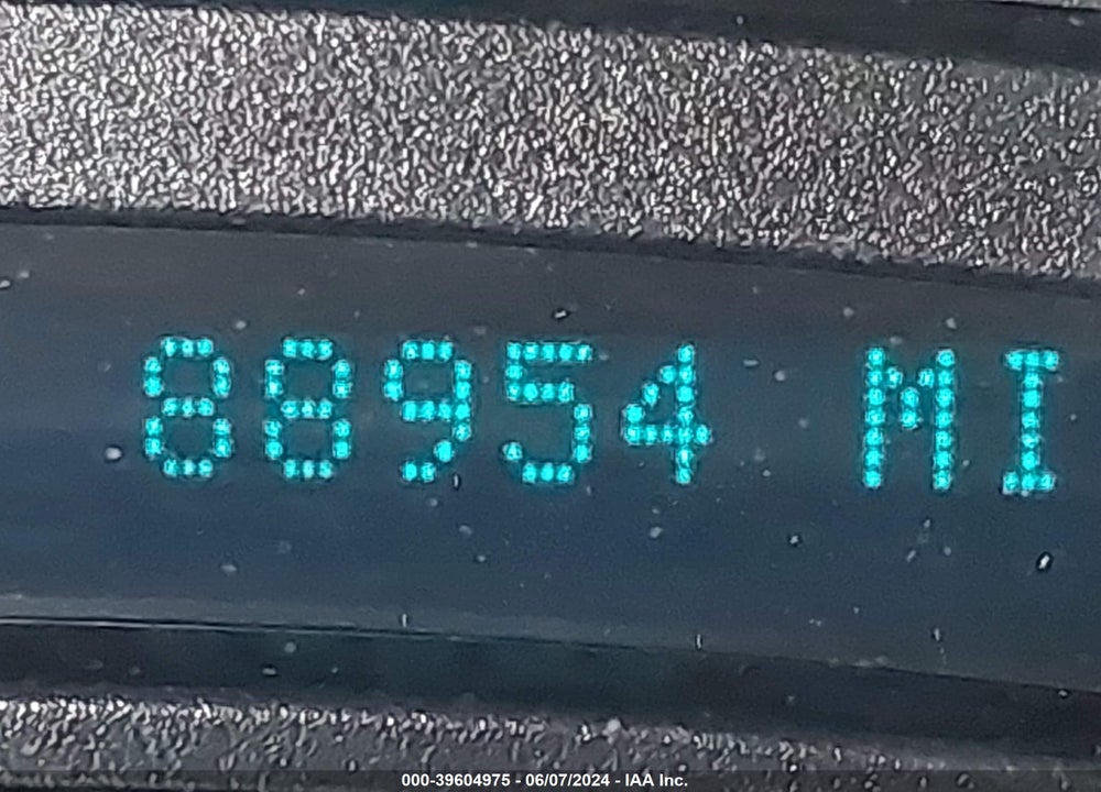 2005 GMC YUKON SLT VIN: 1GKEC13T85R188802