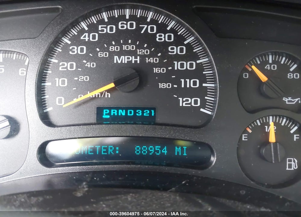 2005 GMC YUKON SLT VIN: 1GKEC13T85R188802