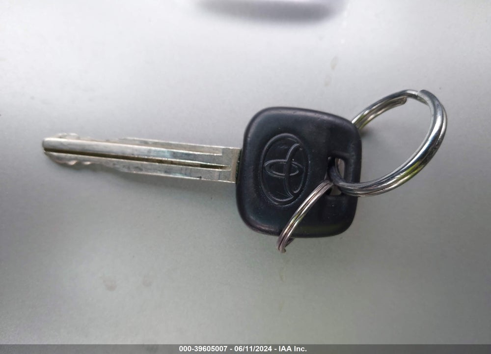 2005 TOYOTA HIGHLANDER V6 VIN: JTEEP21A850080414