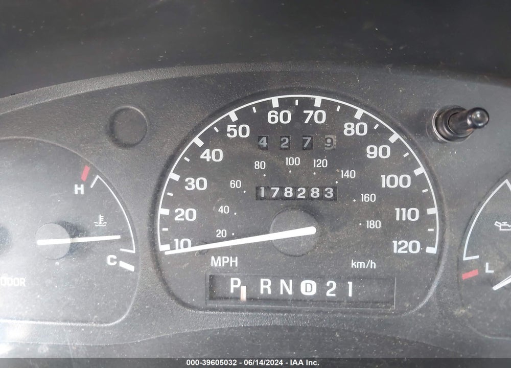 2000 FORD RANGER XL/XLT VIN: 1FTYR14V4YTA82569