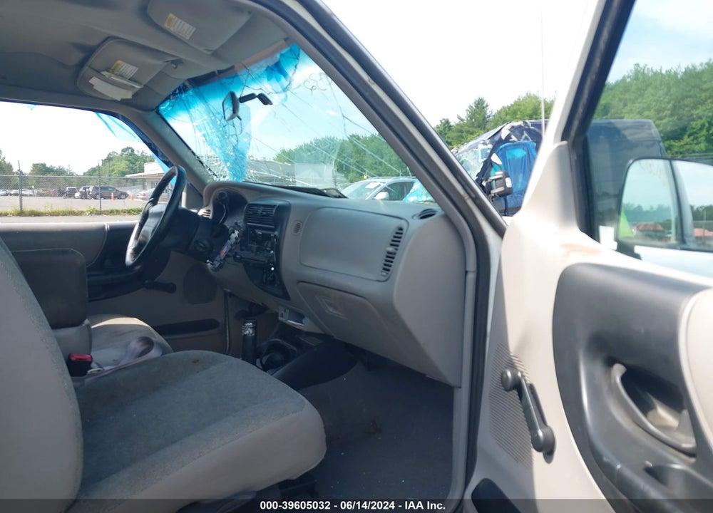 2000 FORD RANGER XL/XLT VIN: 1FTYR14V4YTA82569