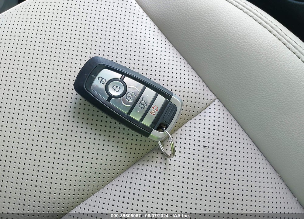 2020 FORD ESCAPE SEL VIN: 1FMCU0H67LUB08828