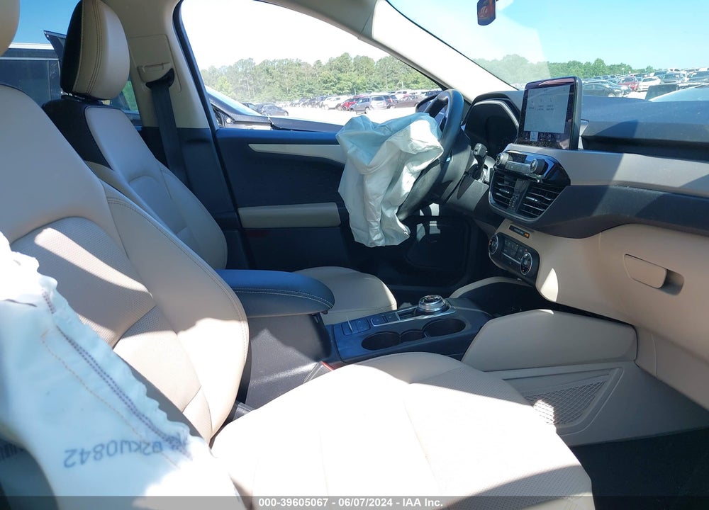 2020 FORD ESCAPE SEL VIN: 1FMCU0H67LUB08828