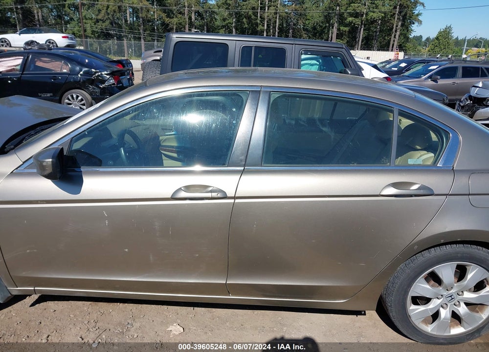 2008 HONDA ACCORD 2.4 EX-L VIN: JHMCP26888C077435