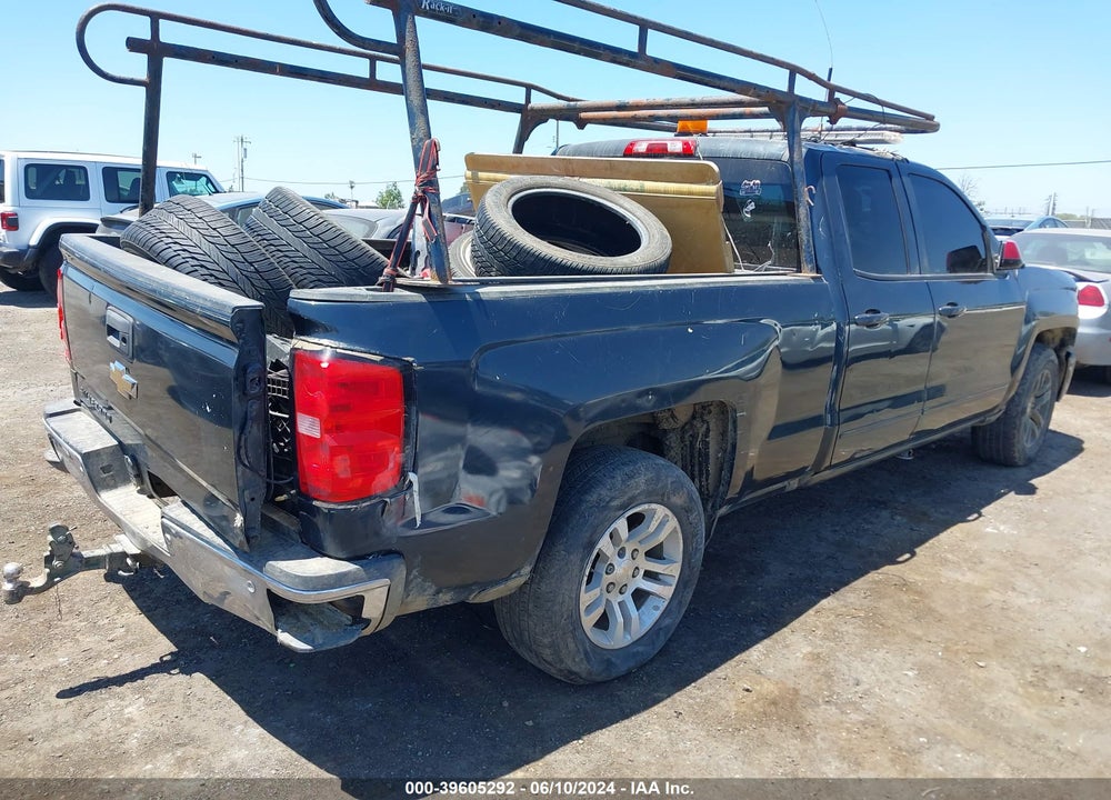 2018 CHEVROLET SILVERADO 1500 1LT VIN: 1GCRCRECXJZ140463