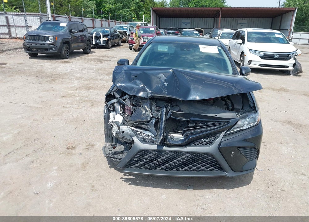 2020 TOYOTA CAMRY SE VIN: 4T1G11AK4LU877570