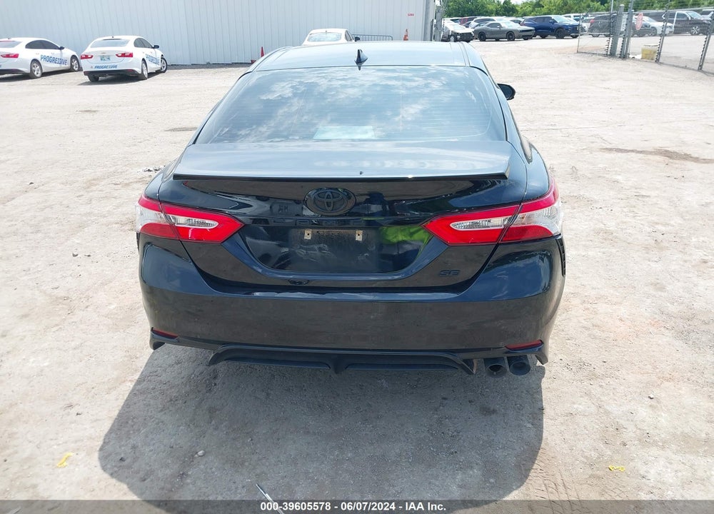 2020 TOYOTA CAMRY SE VIN: 4T1G11AK4LU877570