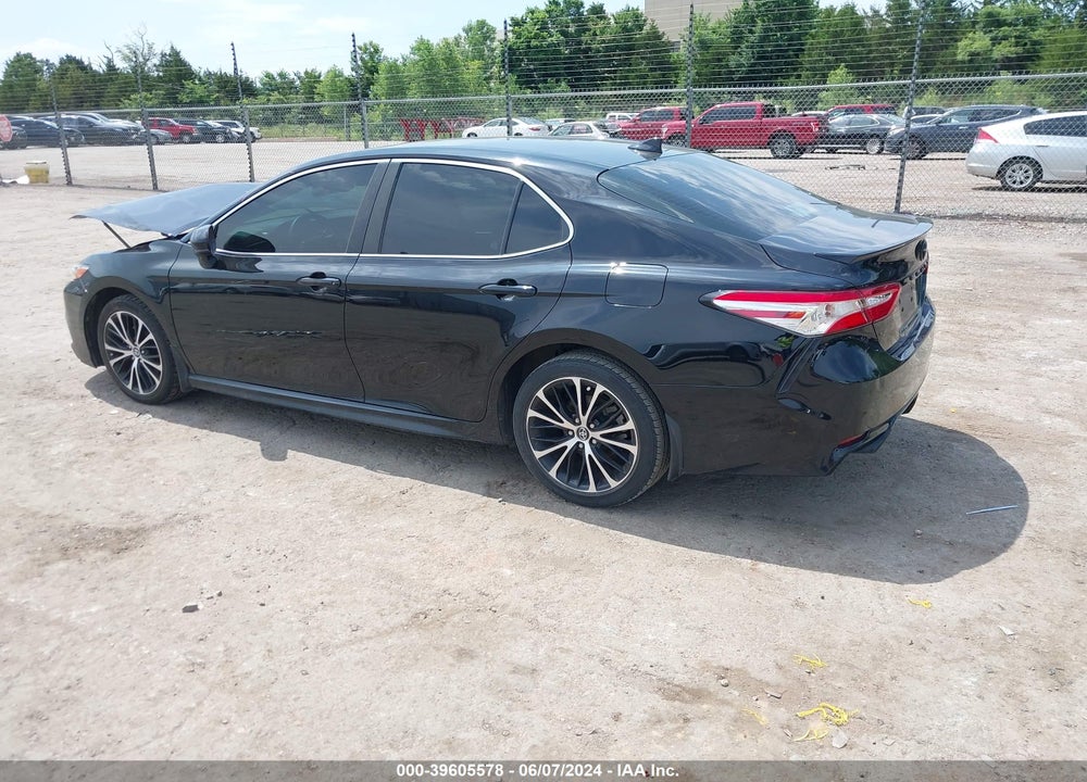 2020 TOYOTA CAMRY SE VIN: 4T1G11AK4LU877570
