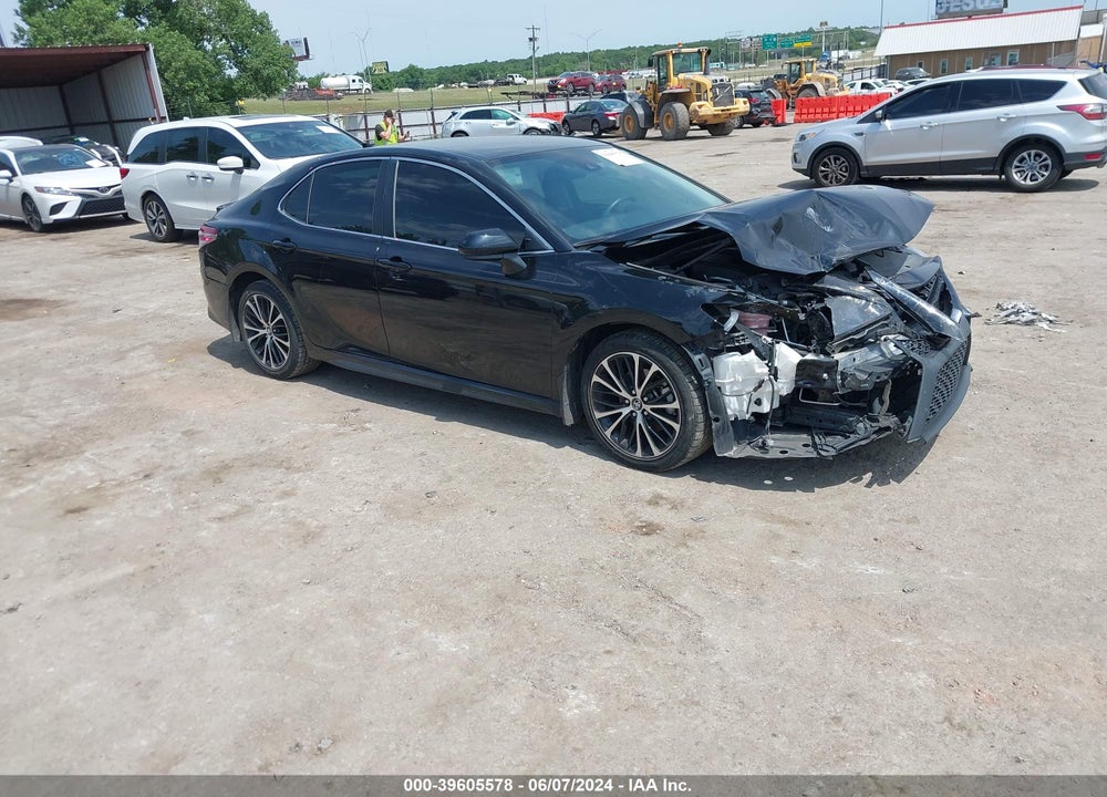 2020 TOYOTA CAMRY SE VIN: 4T1G11AK4LU877570