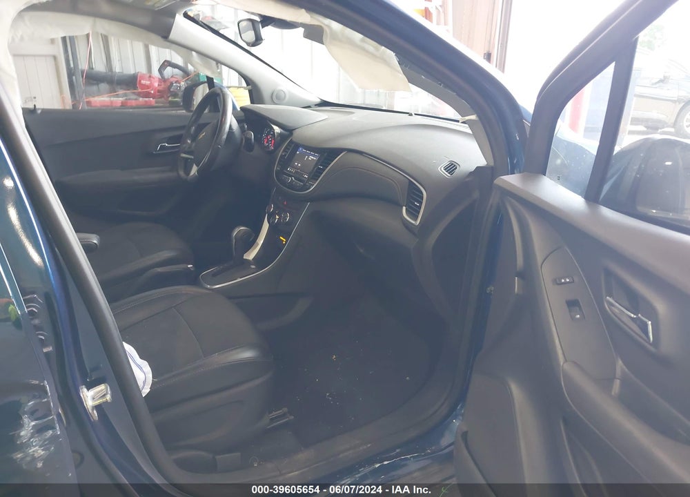 2019 CHEVROLET TRAX LT VIN: 3GNCJLSBXKL169062