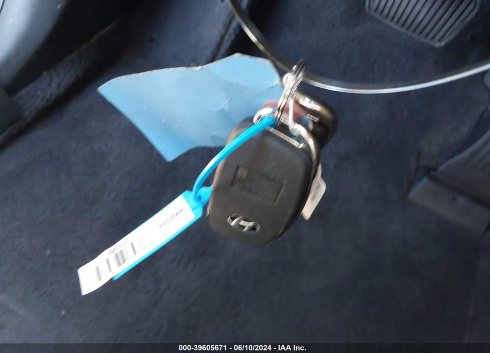 2018 HYUNDAI TUCSON SE VIN: KM8J23A43JU708315