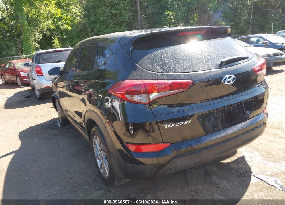 2018 HYUNDAI TUCSON SE VIN: KM8J23A43JU708315