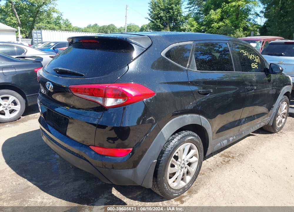 2018 HYUNDAI TUCSON SE VIN: KM8J23A43JU708315