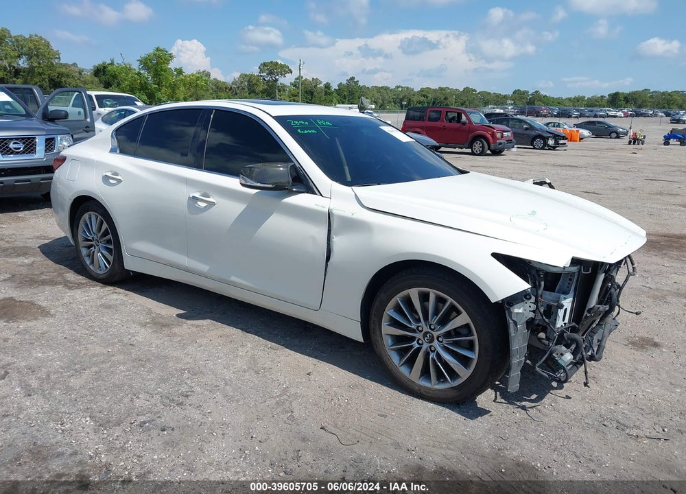 2018 INFINITI Q50 3.0T LUXE VIN: JN1EV7APXJM591107