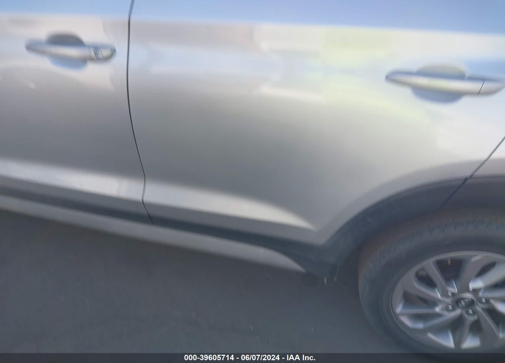 2018 HYUNDAI TUCSON SEL VIN: KM8J33A45JU677257