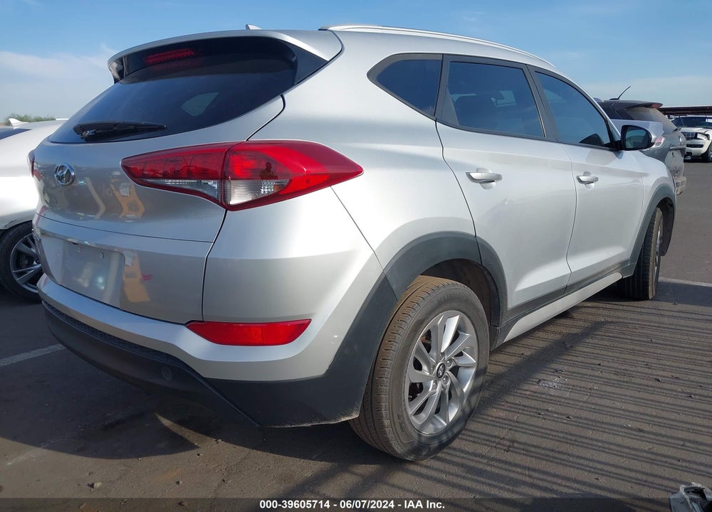2018 HYUNDAI TUCSON SEL VIN: KM8J33A45JU677257