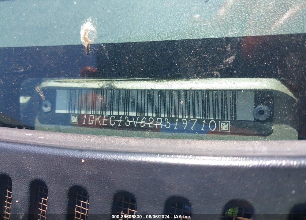 2002 GMC YUKON SLE VIN: 1GKEC13V62R319710