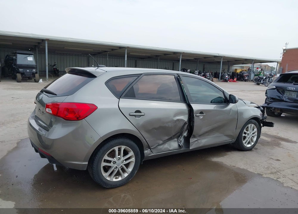 2011 KIA FORTE VIN: KNAFU5A24B5383570