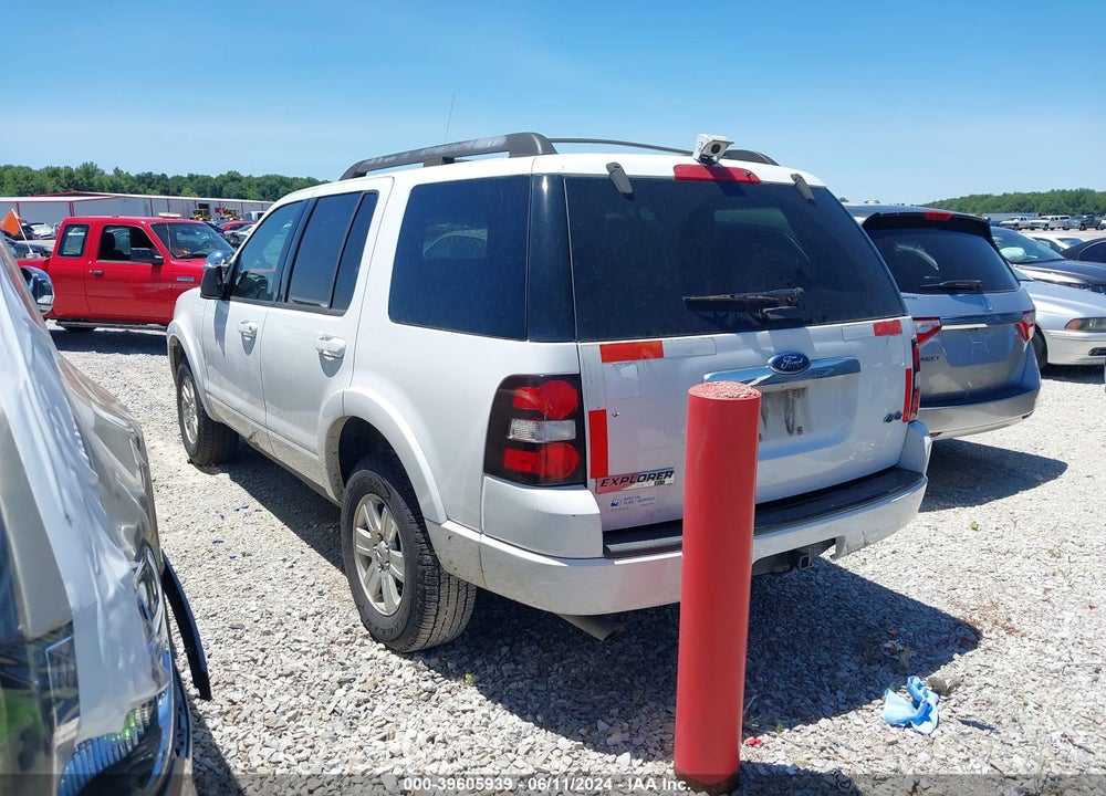 2009 FORD EXPLORER XLT VIN: 1FMEU73E69UA22595