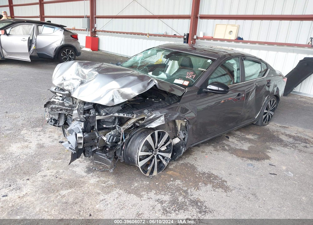 2020 NISSAN ALTIMA SR FWD VIN: 1N4BL4CV0LN318616
