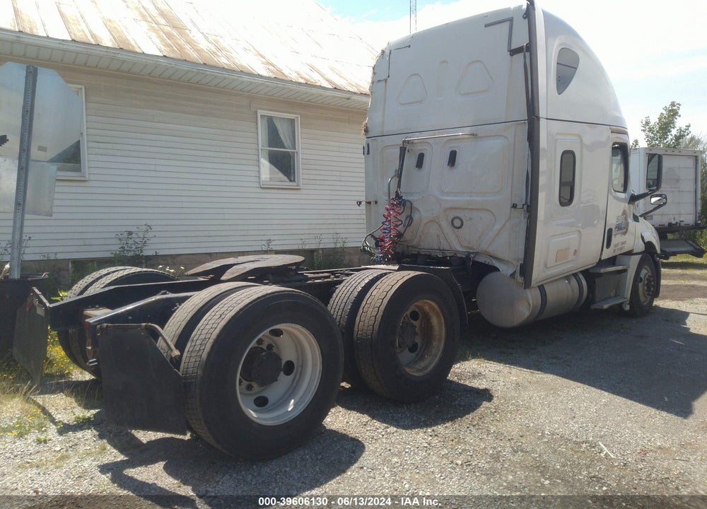 2018 FREIGHTLINER NEW CASCADIA 126 VIN: 3AKJHHDR4JSKB6379