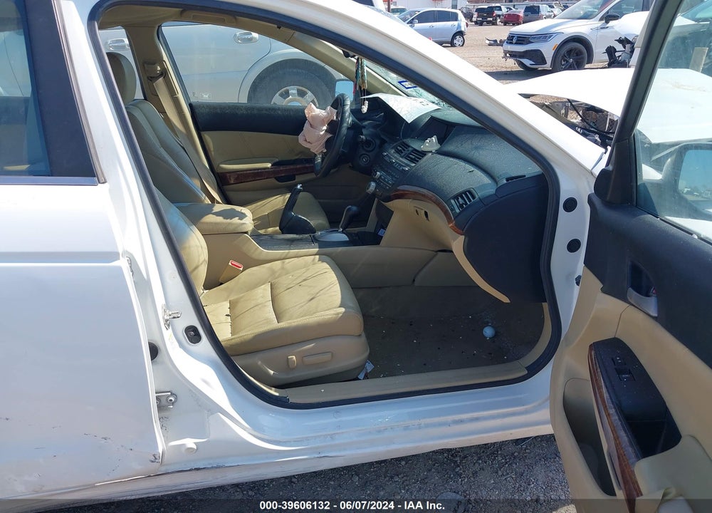 2012 HONDA ACCORD 2.4 EX-L VIN: 1HGCP2F80CA176676