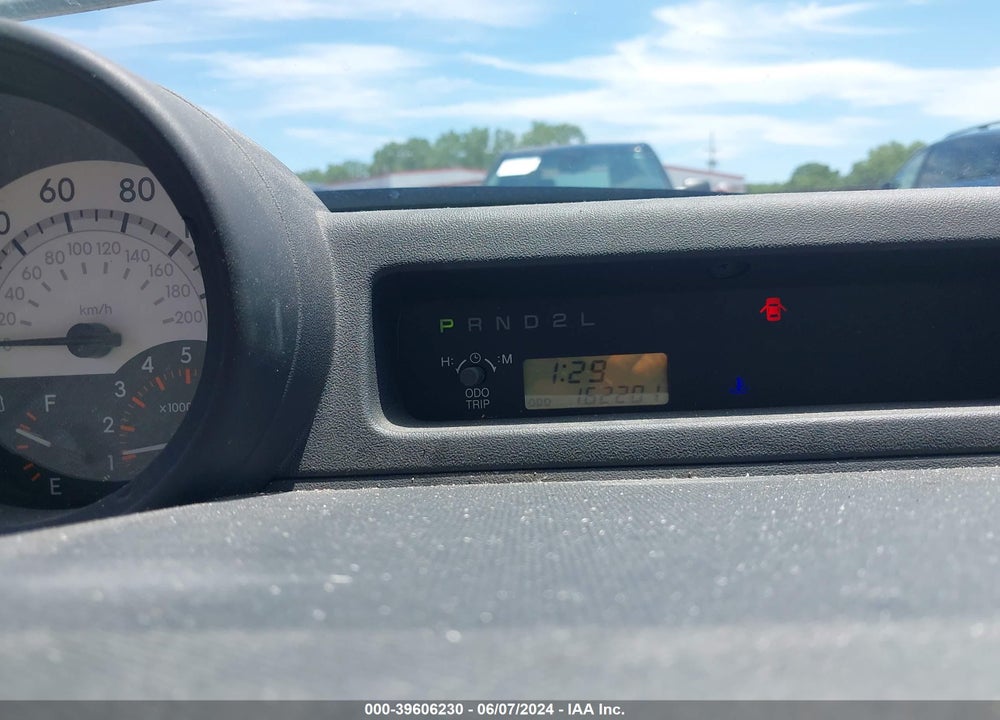 2006 SCION XB VIN: JTLKT324364049670