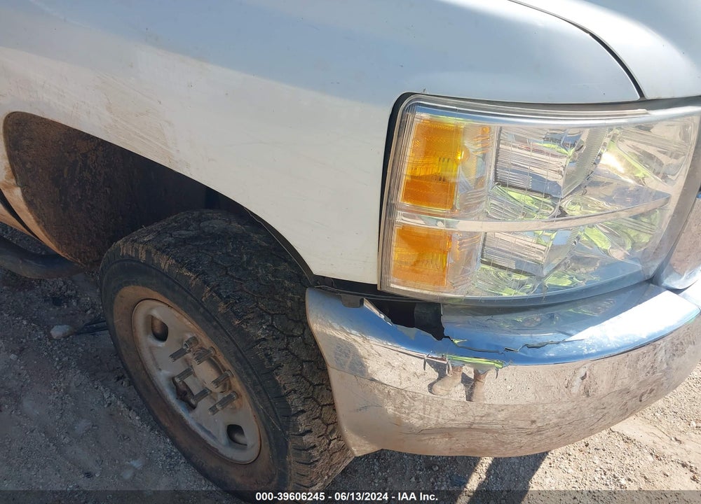 2011 CHEVROLET SILVERADO 2500HD WORK TRUCK VIN: 1GC2KVCG0BZ139665