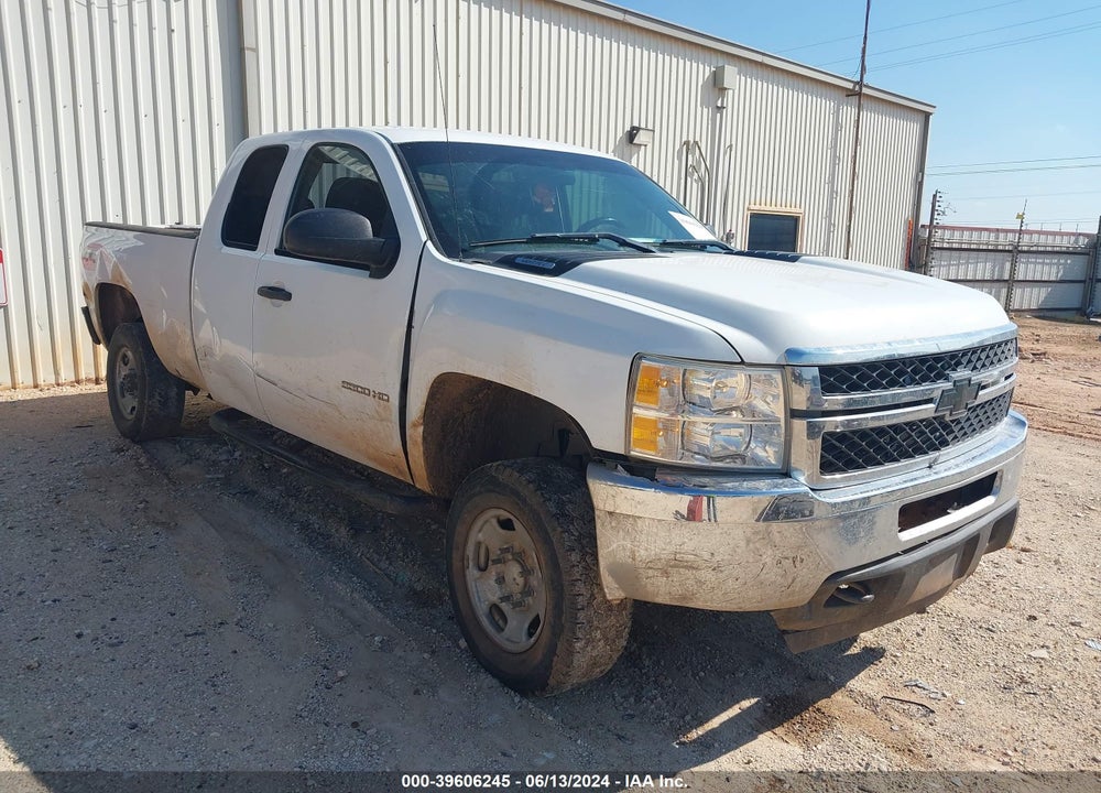 2011 CHEVROLET SILVERADO 2500HD WORK TRUCK VIN: 1GC2KVCG0BZ139665