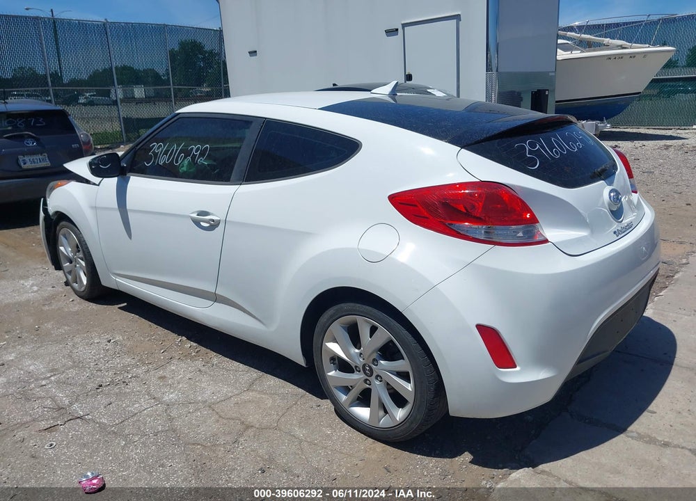 2017 HYUNDAI VELOSTER VIN: KMHTC6AD4HU306739