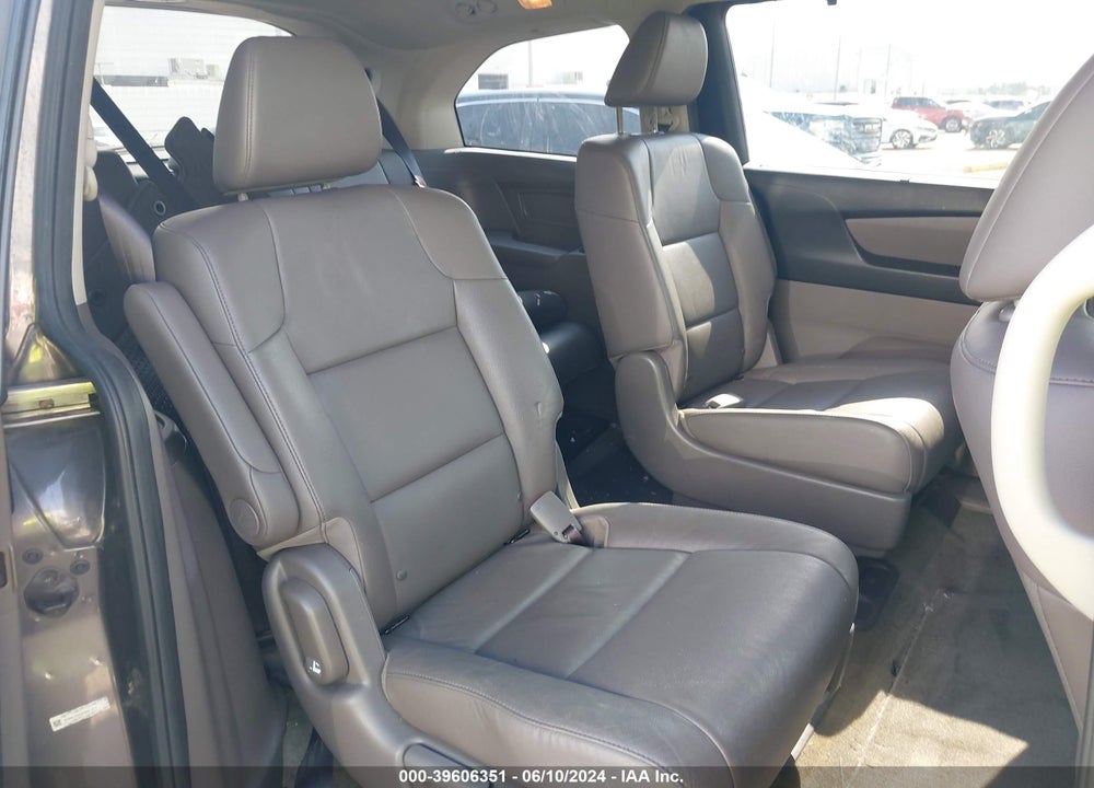 2015 HONDA ODYSSEY EX-L VIN: 5FNRL5H63FB081073