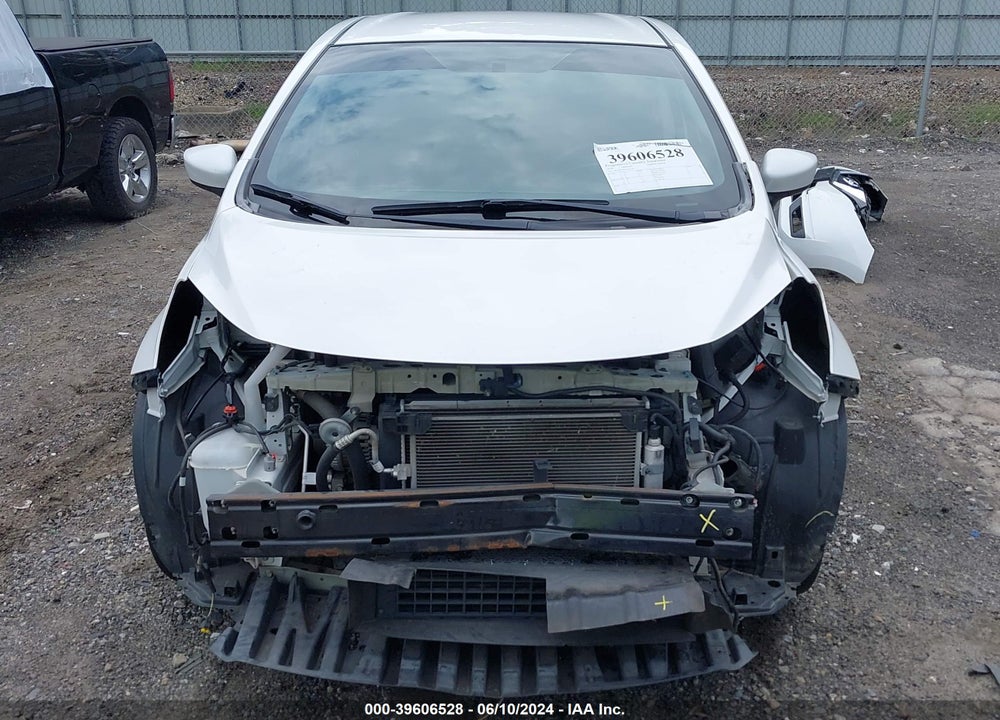 2018 NISSAN VERSA NOTE SV VIN: 3N1CE2CP8JL353144