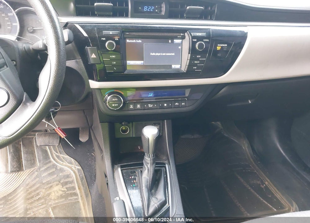 2015 TOYOTA COROLLA LE VIN: 5YFBURHE7FP295050