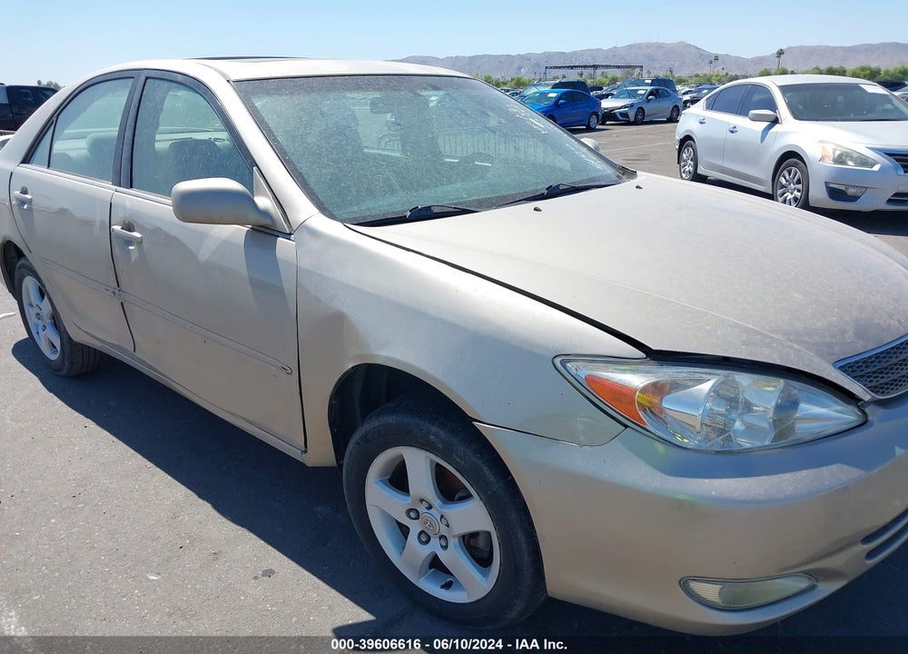 2004 TOYOTA CAMRY SE VIN: 4T1BE32K04U798536