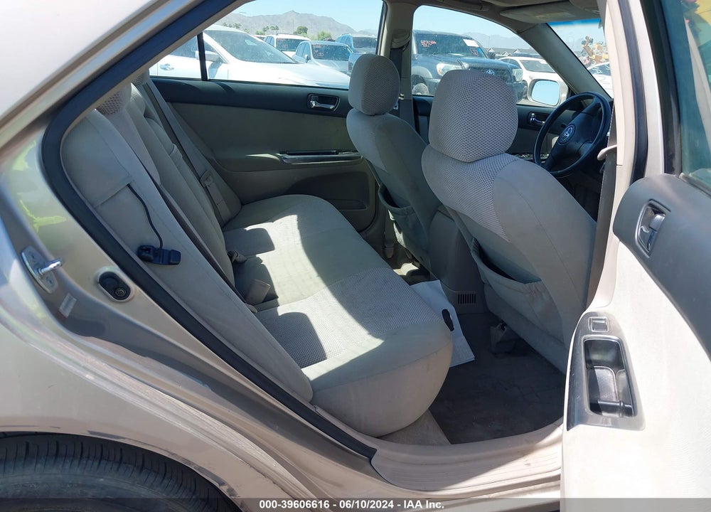 2004 TOYOTA CAMRY SE VIN: 4T1BE32K04U798536