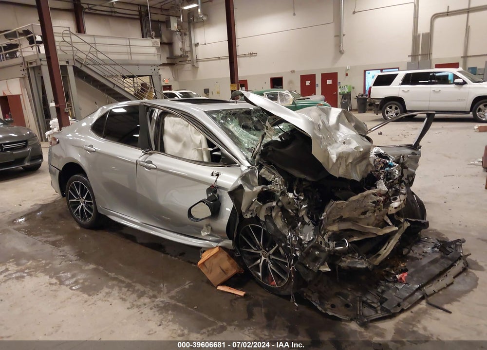 2024 TOYOTA CAMRY SE VIN: 4T1T11AK0RU854875