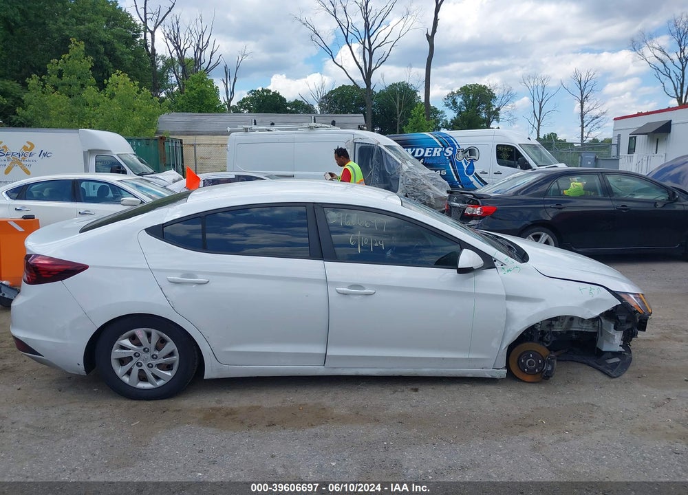 2020 HYUNDAI ELANTRA SE VIN: 5NPD74LF9LH591098