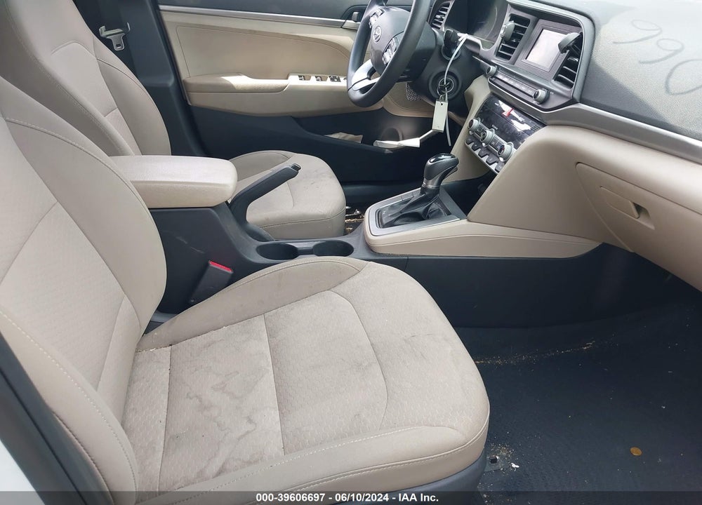2020 HYUNDAI ELANTRA SE VIN: 5NPD74LF9LH591098
