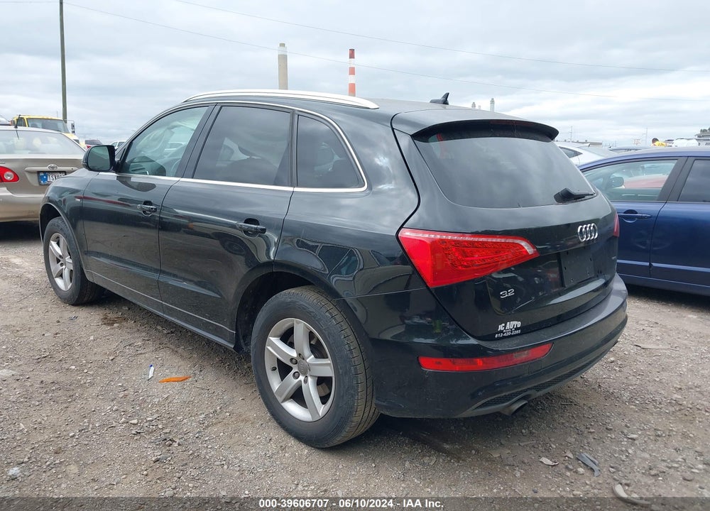 2010 AUDI Q5 3.2 PREMIUM VIN: WA1MKAFPXAA041957