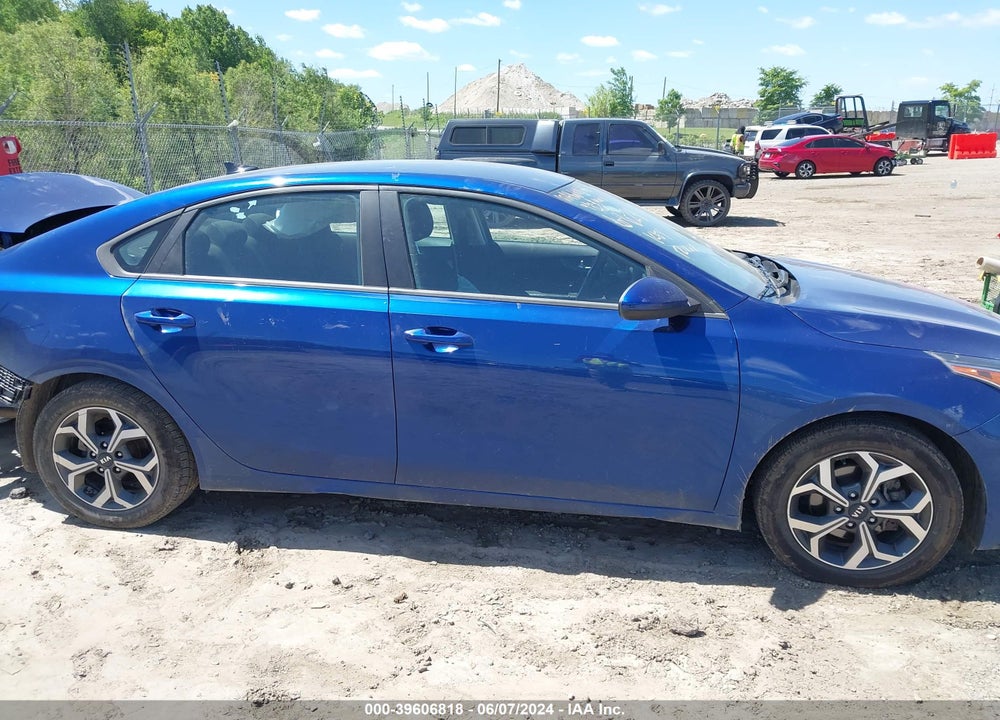 2021 KIA FORTE LXS VIN: 3KPF24AD1ME375759