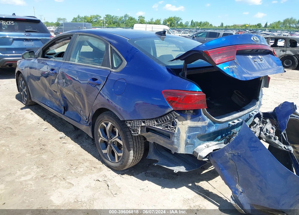 2021 KIA FORTE LXS VIN: 3KPF24AD1ME375759
