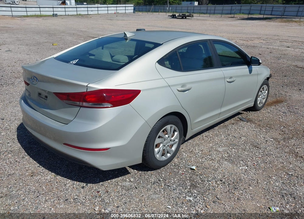 2017 HYUNDAI ELANTRA SE VIN: KMHD74LF1HU079019